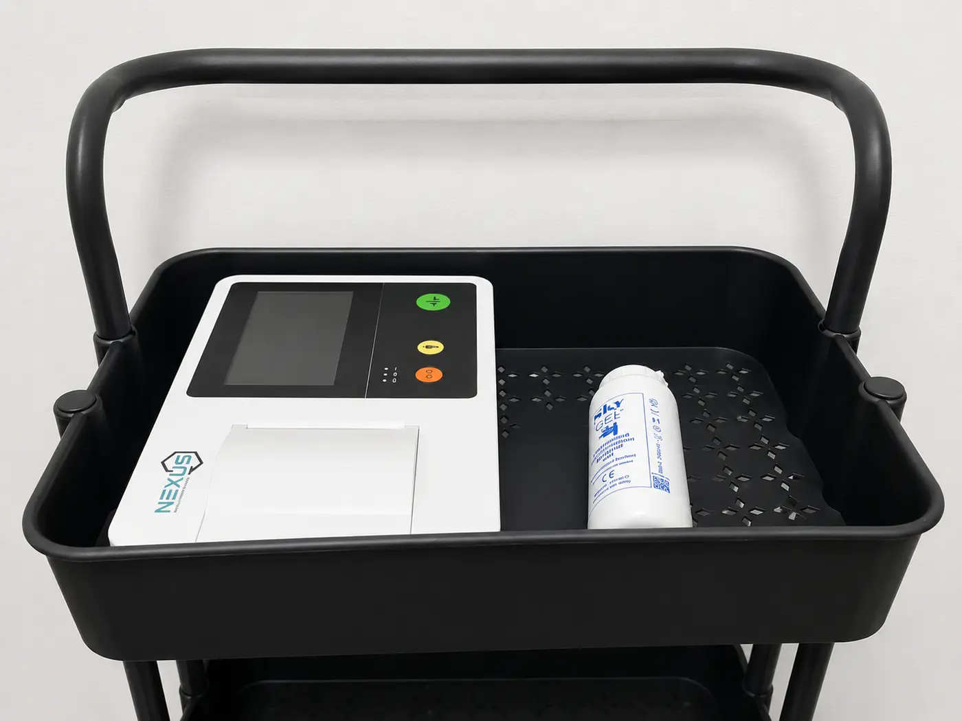 Mesin ECG yang digunakan di Klinik Shukor Ajil